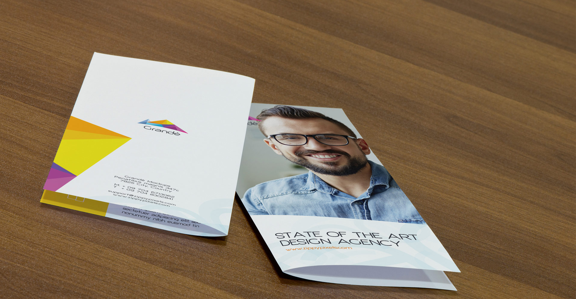 3, 2 and Single Fold Flyers and Brochure PSD Mock-ups