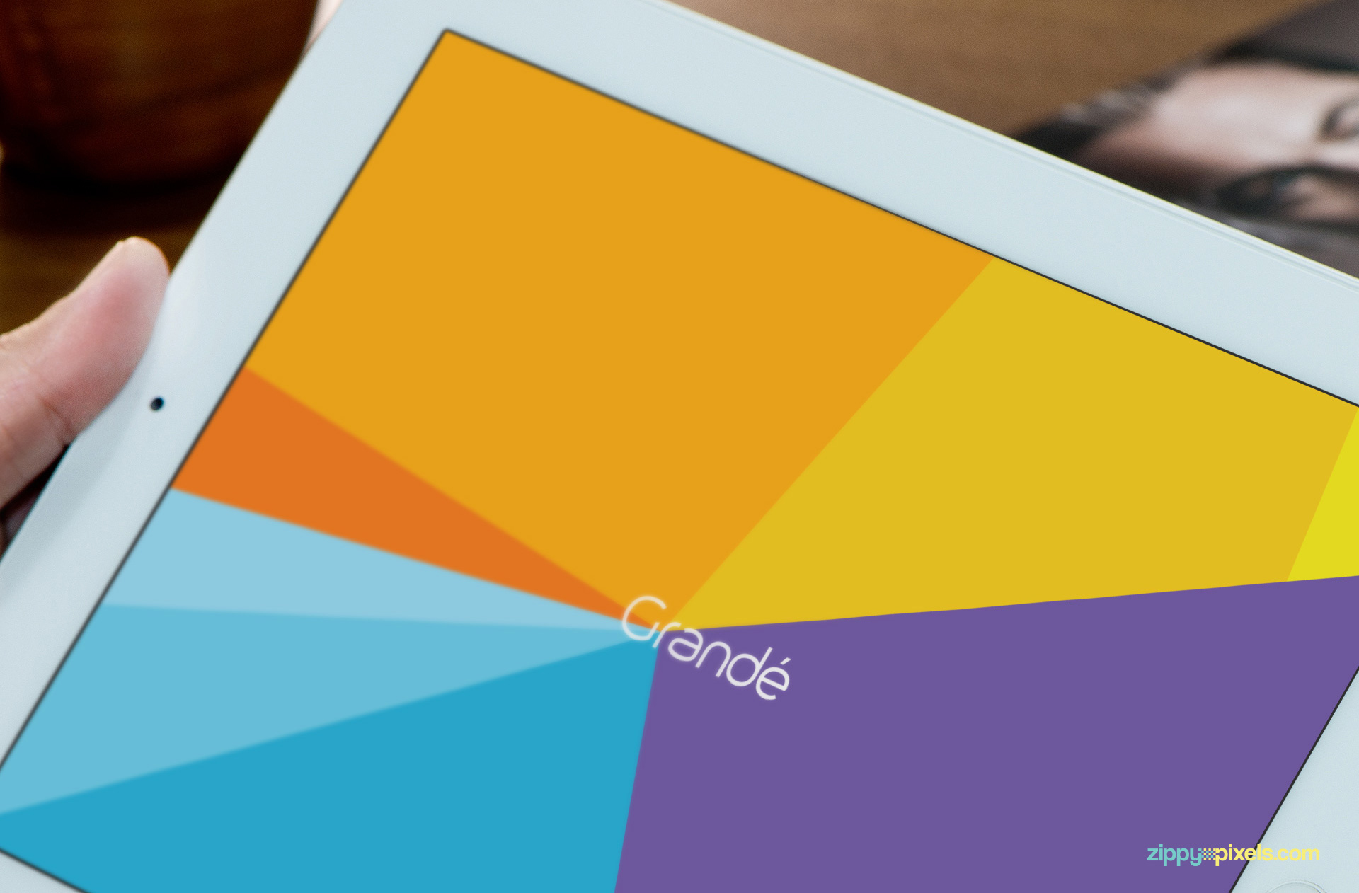 Free-iPad-Mockup-01-824x542