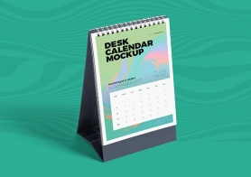 Free Desk Calendar Mockup PSD