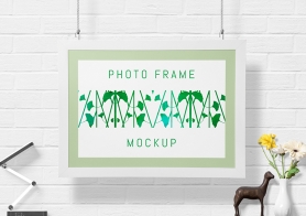 Free Gorgeous Wall Frame Mockup