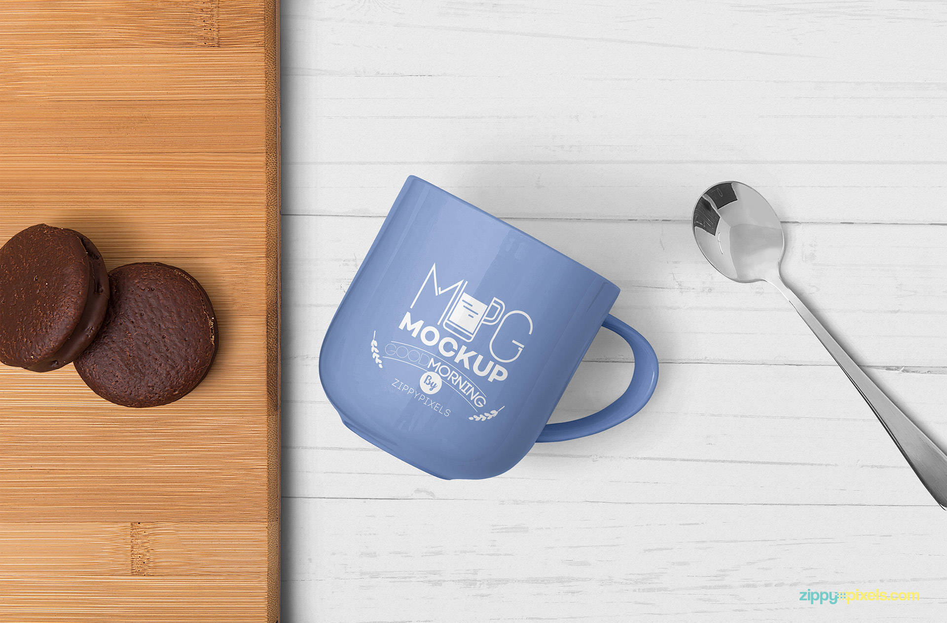 Lovely mug mockup free PSD.