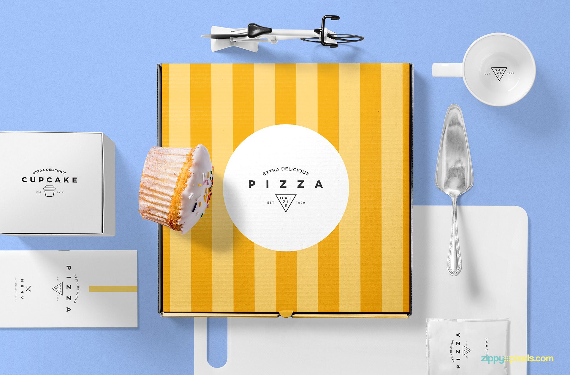 Pizza packaging mockup free PSD.